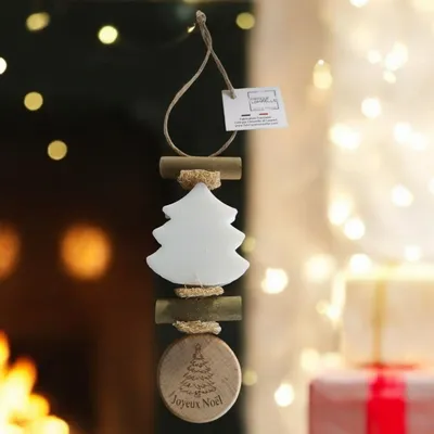 Savons - Tresse 1 Sapin Blanc Bergamote avec Rond Bois Gravé "sapin de noël" - FABRIQUE LOMAELLE