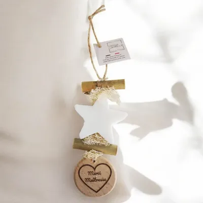 Savons - Tresse 1 Savon Etoile Bergamote avec Rond Bois "Merci Maîtresse" - FABRIQUE LOMAELLE