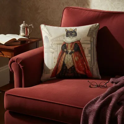 Linens - Aristocratic Bestiary 36 (Queen Purrington) — Velvet Cushion Cover 45cm x 45cm - LAURE WELFLING - DJEBELI