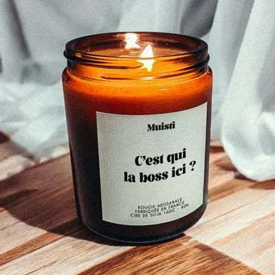 Objets de décoration - Bougie Parfumée - C'est qui la boss ici ? - Musc blanc – 160g - MUISTI