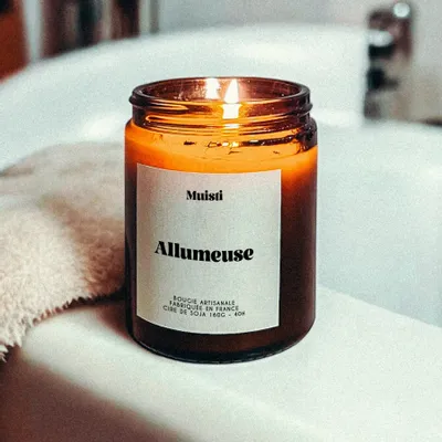 Objets de décoration - Bougie Parfumée - Allumeuse - Musc blanc – 160g - MUISTI