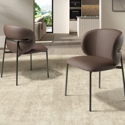 Chaises - Chaise en similicuir marron foncé - ANGEL CERDÁ