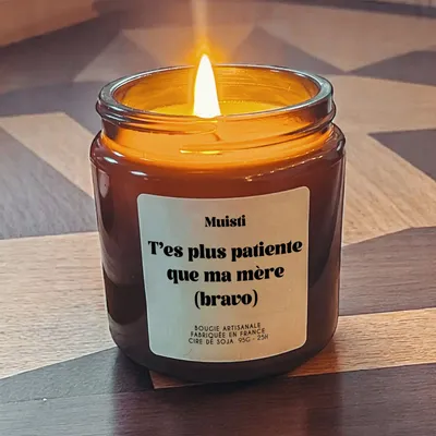 Objets de décoration - Bougie Parfumée - T'es plus patiente que ma mère (bravo) - Musc blanc – 95g - MUISTI