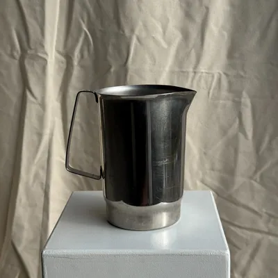 Carafes - Large silver plated jug H20 D14.5 - OFFICE OBJETS