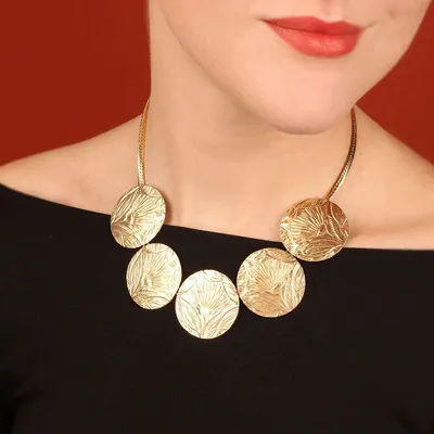 Jewelry - GOLD HIBISCUS NECKLACE - TARATATA BIJOUX