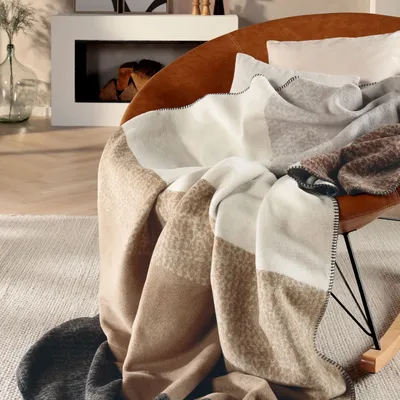 Throw blankets - Blanket Conture Flow - BIEDERLACK