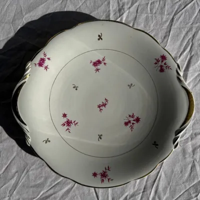 Objets de décoration - Plat circulaire à motif de fleurs roses Made in France Sarreguemines - OFFICE OBJETS