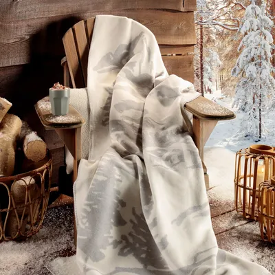 Throw blankets - Blanket Mountain Dreams - BIEDERLACK