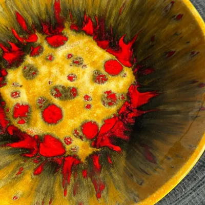 Plats et saladiers - Grand plat circulaire style West Germany marque JQ D35 H5 - OFFICE OBJETS