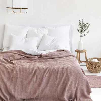 Bed linens - Linen waffle blanket in Woodrose - MAGICLINEN