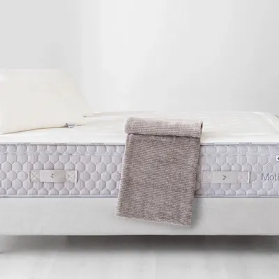 Hotel bedding - Motion Premium Mattress wth 7 anatomical zones - KAMASANA