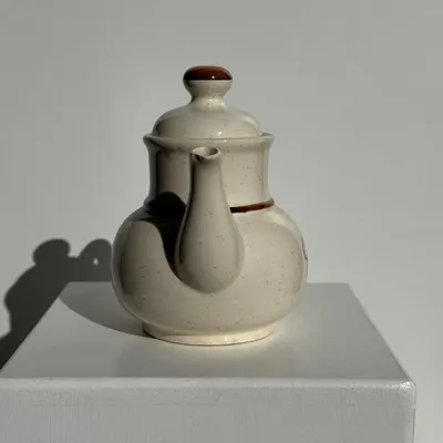 Tea and coffee accessories - Cream earthenware coffee pot with Café H19\ t lettering - OFFICE OBJETS