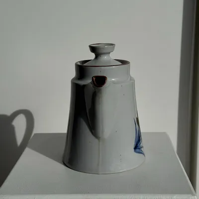 Tea and coffee accessories - Blue and brown stylized flower teapot H18 - OFFICE OBJETS