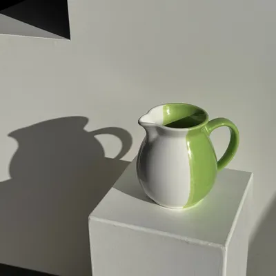 Carafes - 90s white and green ceramic carafe H17 D11 - OFFICE OBJETS