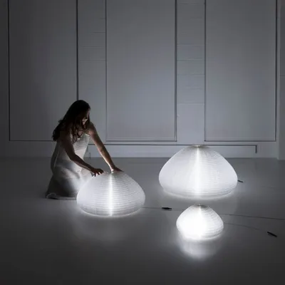 Floor lamps - urchin softlight | shape shifting lamp - MOLO