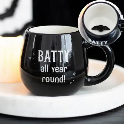 Tasses et mugs - Mug rond Batty All Year Round Peekaboo - SOMETHING DIFFERENT WHOLESALE