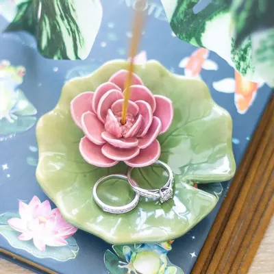Scents - Lily Pad Trinket Dish and Incense Stick Holder - SOMETHING DIFFERENT WHOLESALE
