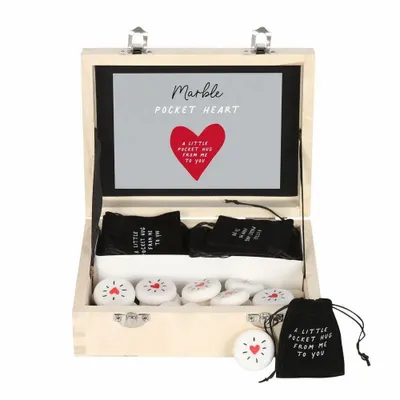 Ornements - Boîte de 24 pierres sentimentales Pocket Hug - SOMETHING DIFFERENT WHOLESALE