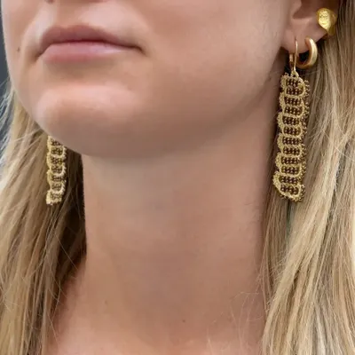 Bijoux - BOUCLES D'OREILLES DE CRÉATEUR, FIL ET PERLES MÉTALLIQUES, MODÈLE BARK - KARAWAN AUTHENTIC