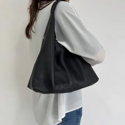 Bags and totes - Small Hobo bag - PASSIONE