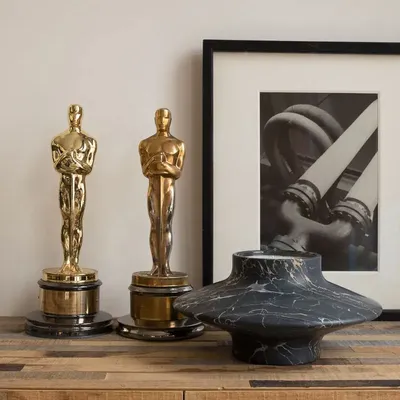 Bougeoirs et photophores  - VASE POUR FLEUR EN MARBRE GAMMA PHOTOPHORE - OOUMM