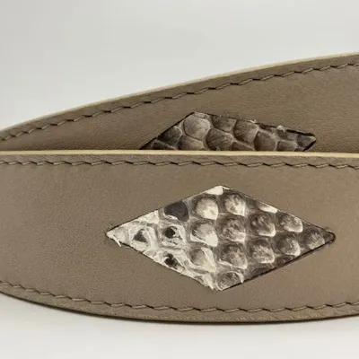 Petite maroquinerie - Ceinture unique en cuir véritable avec incrustations de diamants - PASSIONE
