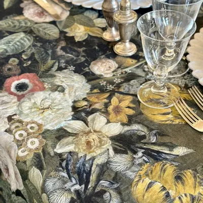 Table linen - STILL LIFE Linen Tablecloths and Napkins - SUMMERILL AND BISHOP