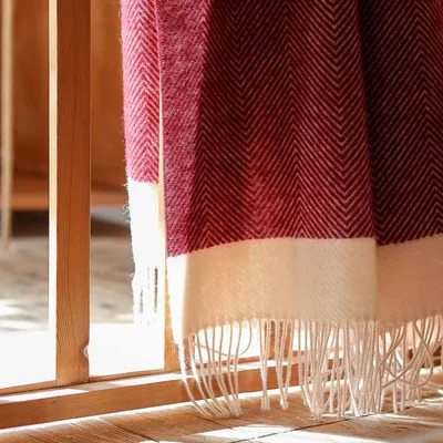 Plaids - Plaid en laine FLORENCE - rouge - MOST-BLANKETS