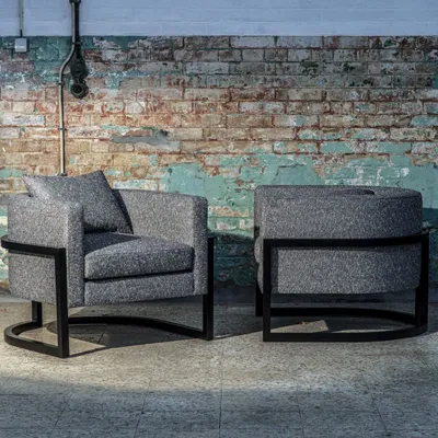 Lounge chairs for hospitalities & contracts - Julius Wood Armchair - DUISTT