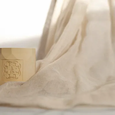 Candles - PATCHOULI ROSE  - SCENTED CANDLE - FLAMME D'ÉLIXIR