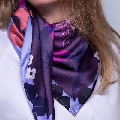 Scarves - Red-throated bird - KOUNTHEA RETH