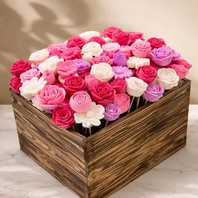 Objets de décoration - Caisse de 120 fleurs de cire : Rose-Blanc-Violet-Rouge / Cire végétale - COSMÉTIQUES DE QUIBERON