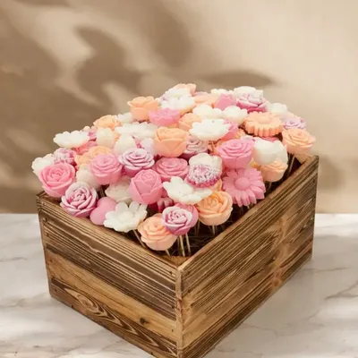 Cadeaux - Caisse de 120 fleurs de cire : Rose-Blanc-Orange /  Cire végétale - COSMÉTIQUES DE QUIBERON