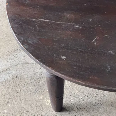 Tables basses - Coffee table, table basse ronde ancienne en teck indonésienne - OFFICE OBJETS