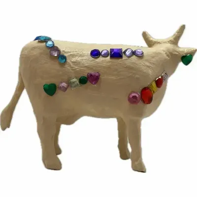 Design objects - Decorative cow La COWllier de la Reine - VACHES ET COMPAGNIE