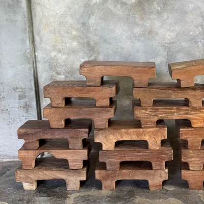 Tabourets - Petit stool, tabouret d'appoint en teck massif blond wabi-sabi L30 - OFFICE OBJETS