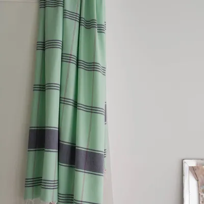 Pools - hammam towel Organic fresh green/dark blue - OTTOMANIA