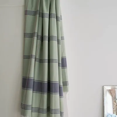 Pools - hammam towel Organic sage/ dark blue - OTTOMANIA