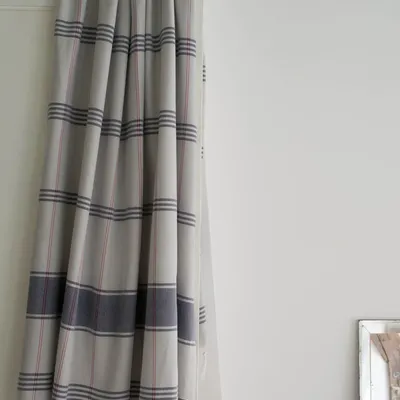 Pools - hammam towel Organic light grey/dark blue - OTTOMANIA