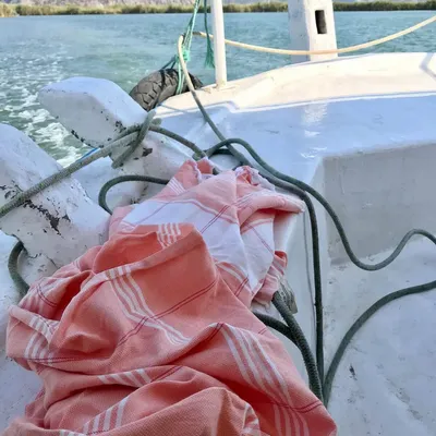 Pools - hammam towel Organic peach/white - OTTOMANIA