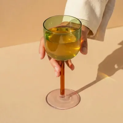 Verres à pied - Verre à vin Color Pop, vert, 7,5 x 2,8 pouces - CASA AMAROSA