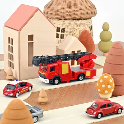 Jouets enfants - Camion de pompiers Mercedes-Benz Atego Plastigam 1/43 - NOREV