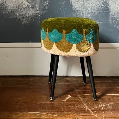 Design objects - End of sofa stool, wool, GLOW. - ATELIER SAGRADO