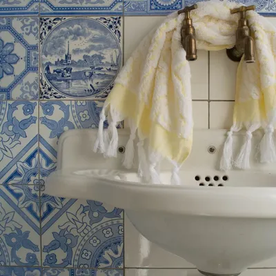 Chambres d'hôtels - serviette jaune - OTTOMANIA