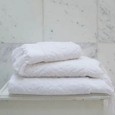 Hotel bedrooms - towel white - OTTOMANIA