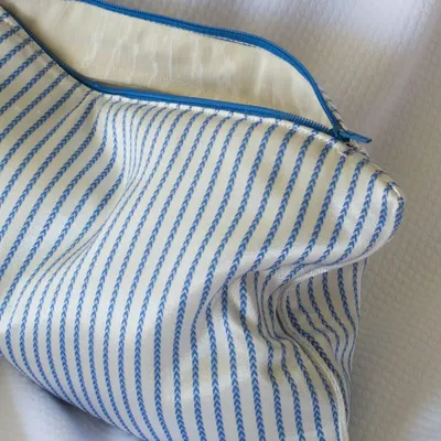 Bath towels - toiletry bag, white and blue striped - OTTOMANIA