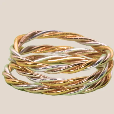 Bijoux - Jonc Bouddhiste Twist Fin 3 Couleurs - JOLIE JULIE