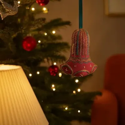 Guirlandes et boules de Noël - Cloche en sari recyclée et intemporelle - I WAS A SARI