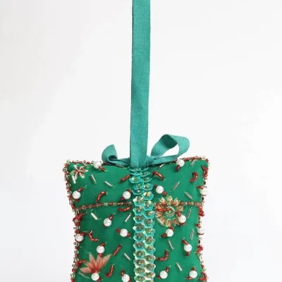 Guirlandes et boules de Noël - Décoration cadeau Cheer en sari recyclé - I WAS A SARI