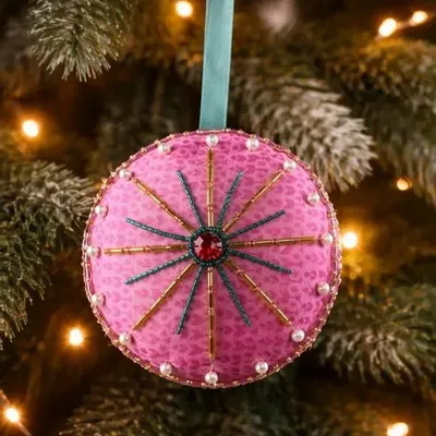 Guirlandes et boules de Noël - Ornement joyeux en forme de pleine lune - I WAS A SARI